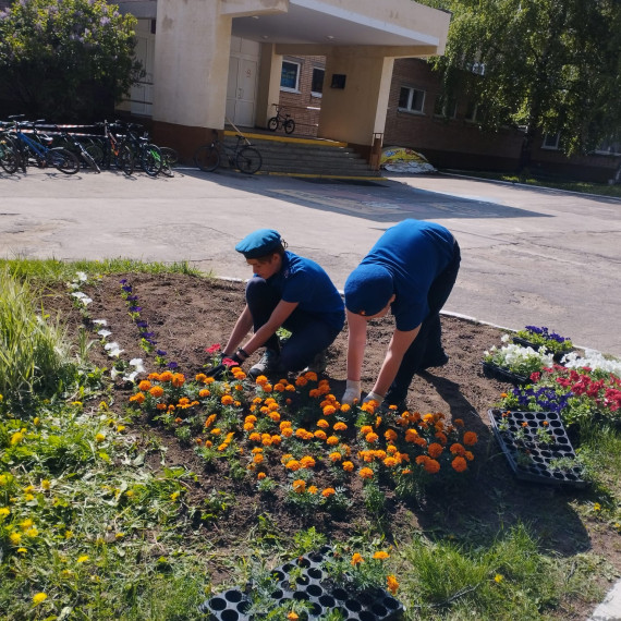 Клумба Победы.